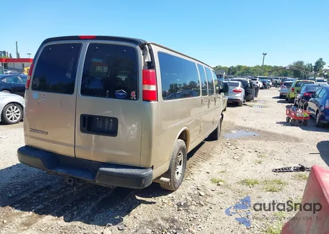 2007 Chevrolet Express Ls из США, поврежденный, VIN 1GAHG39U671212842